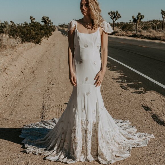 Daughters of Simone - Stevie - Picture 4 of 5